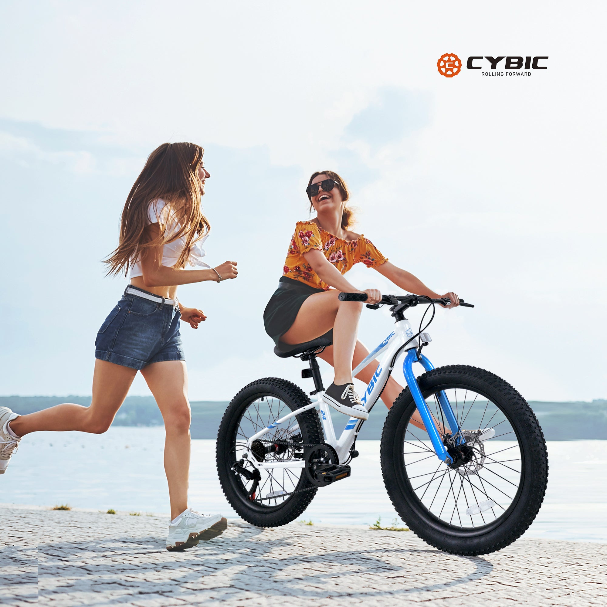 CYBIC Fat Tire Mountain Bike 24 inch Wheels, 7 Speeds